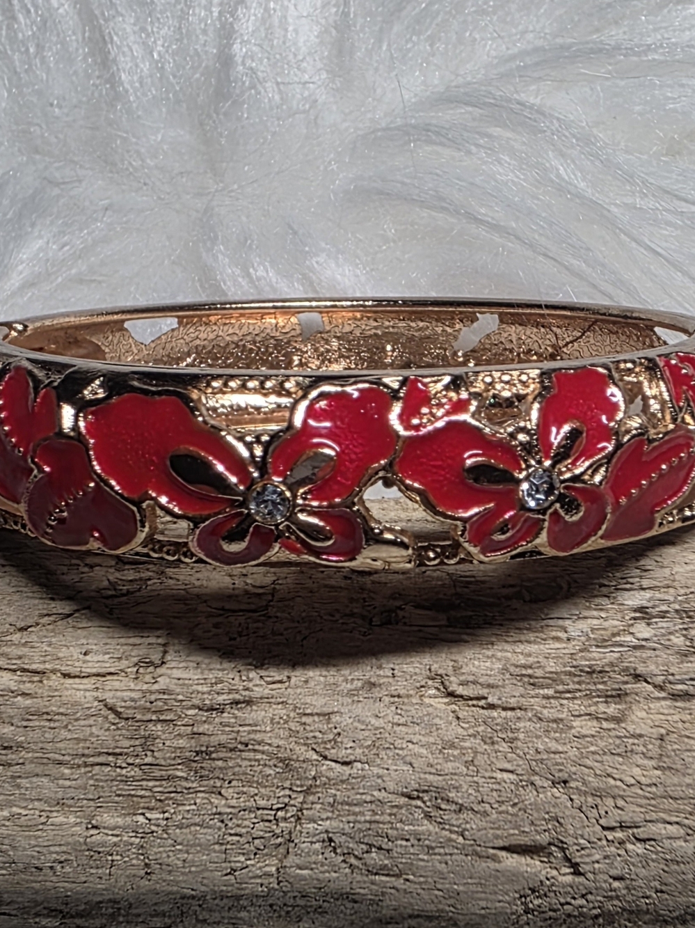 Beautiful enamel butterfly Bangle